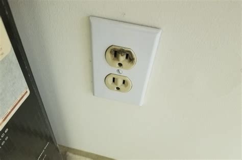 ungrounded gfci outlets